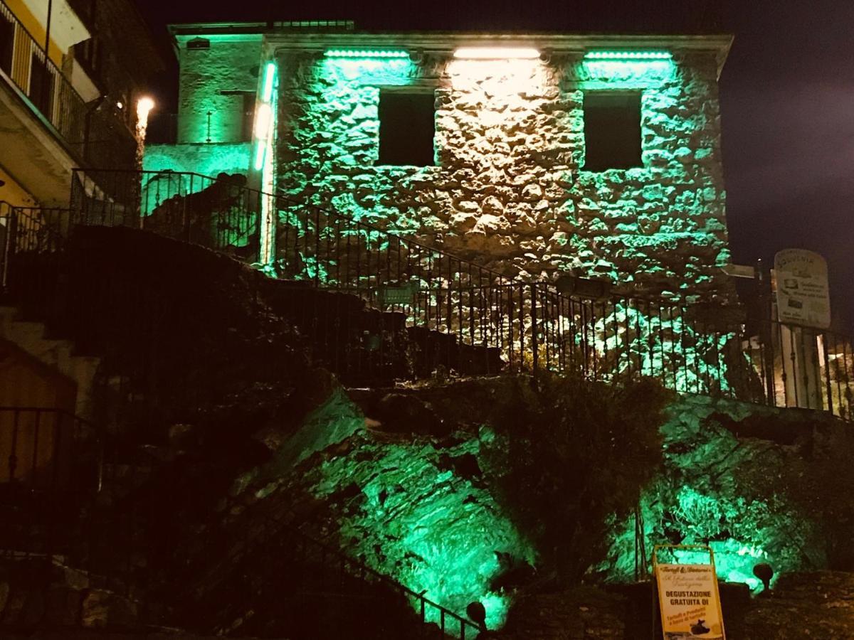Borgo Manca Suite Sasso di Castalda Εξωτερικό φωτογραφία