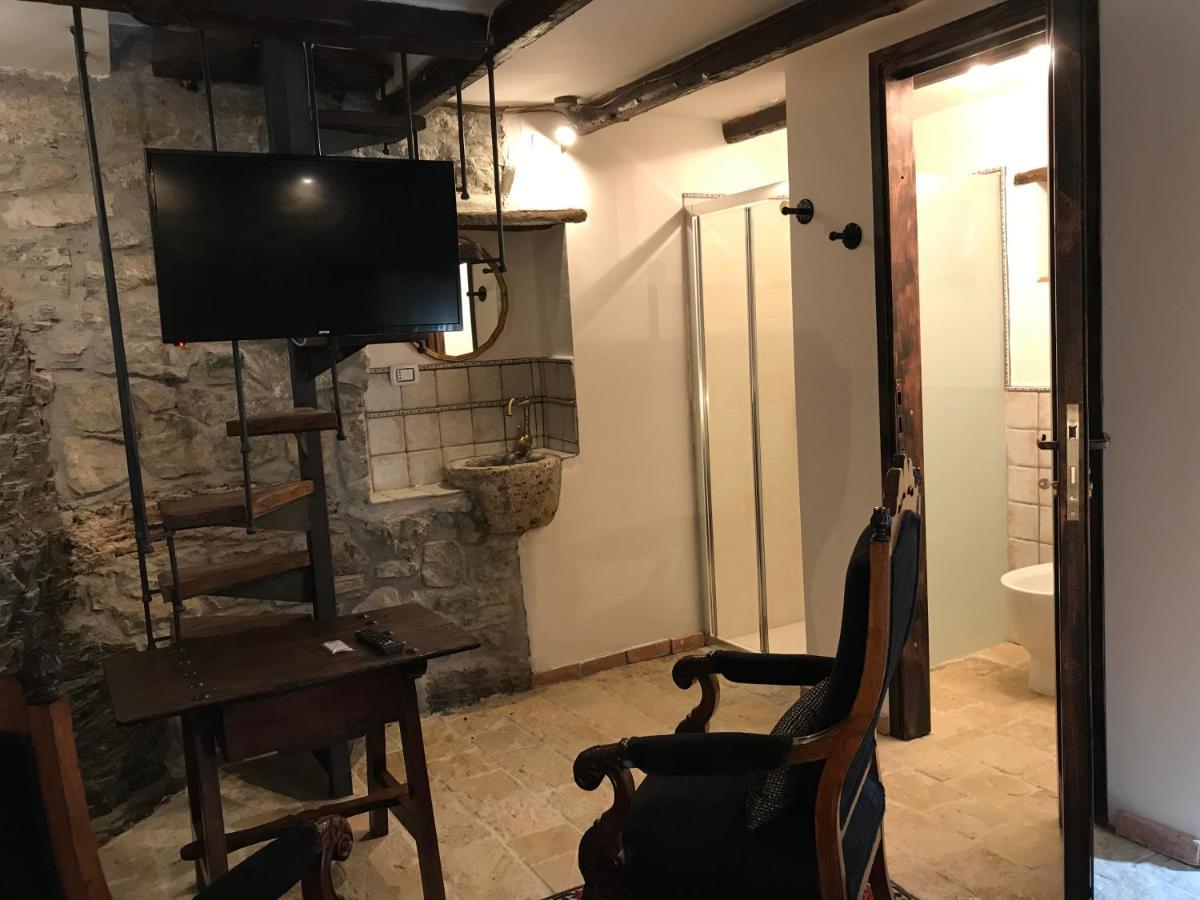 Borgo Manca Suite Sasso di Castalda Εξωτερικό φωτογραφία