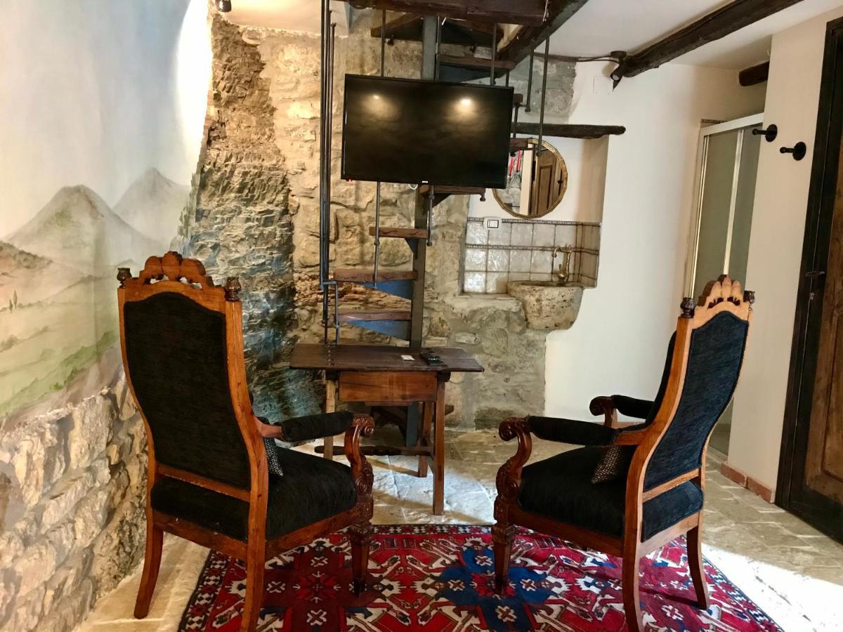 Borgo Manca Suite Sasso di Castalda Εξωτερικό φωτογραφία