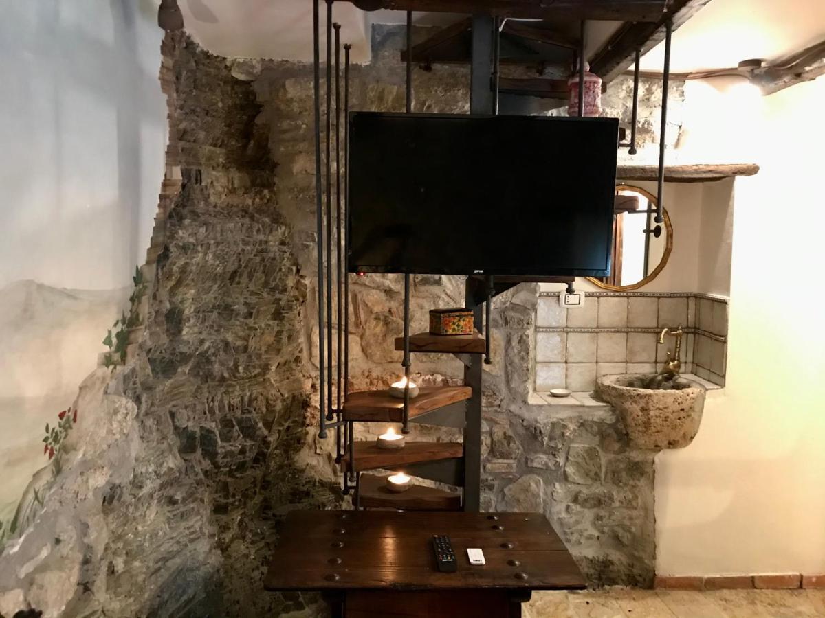 Borgo Manca Suite Sasso di Castalda Εξωτερικό φωτογραφία