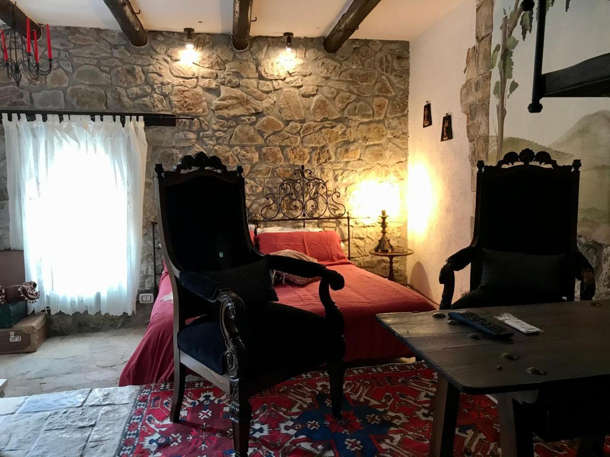 Borgo Manca Suite Sasso di Castalda Εξωτερικό φωτογραφία