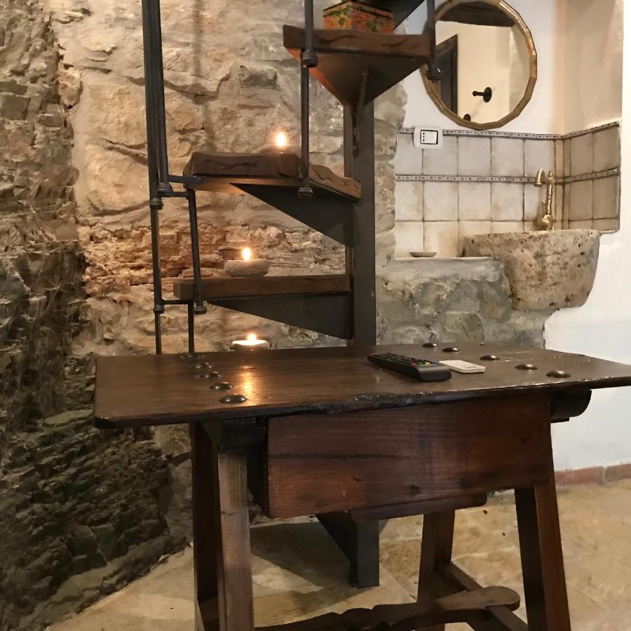 Borgo Manca Suite Sasso di Castalda Εξωτερικό φωτογραφία