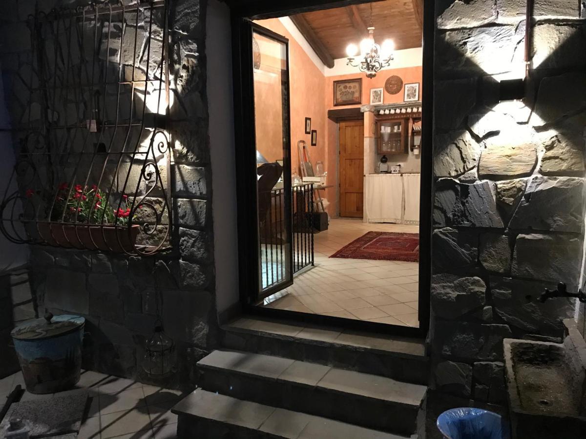 Borgo Manca Suite Sasso di Castalda Εξωτερικό φωτογραφία