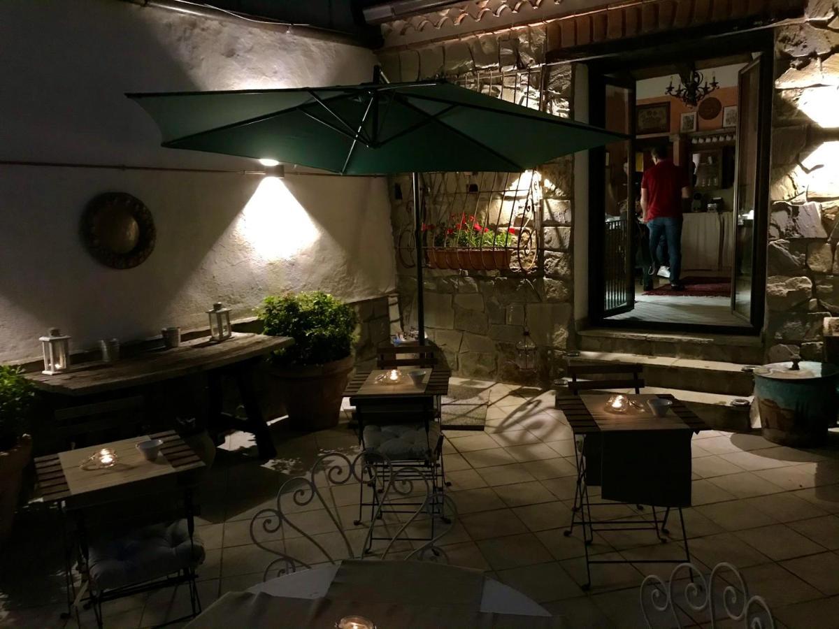 Borgo Manca Suite Sasso di Castalda Εξωτερικό φωτογραφία